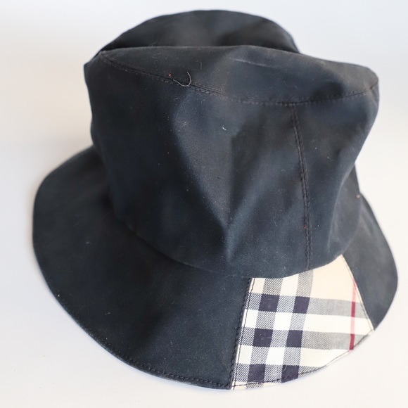 Burberry Black Bucket Hat - Picture 2 of 3